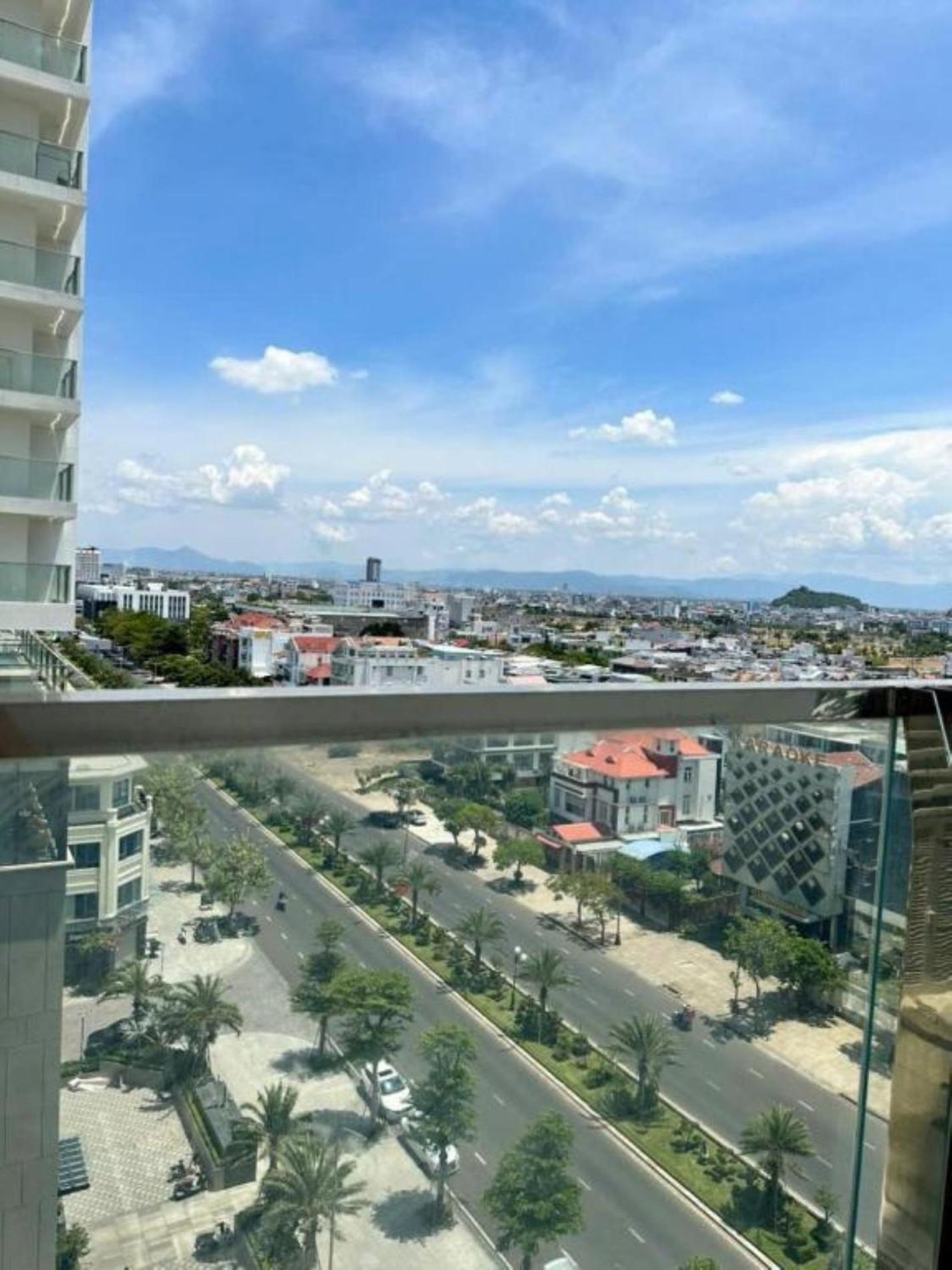 Thy Hung Legacy Hotel Tuy Hoa Exteriör bild