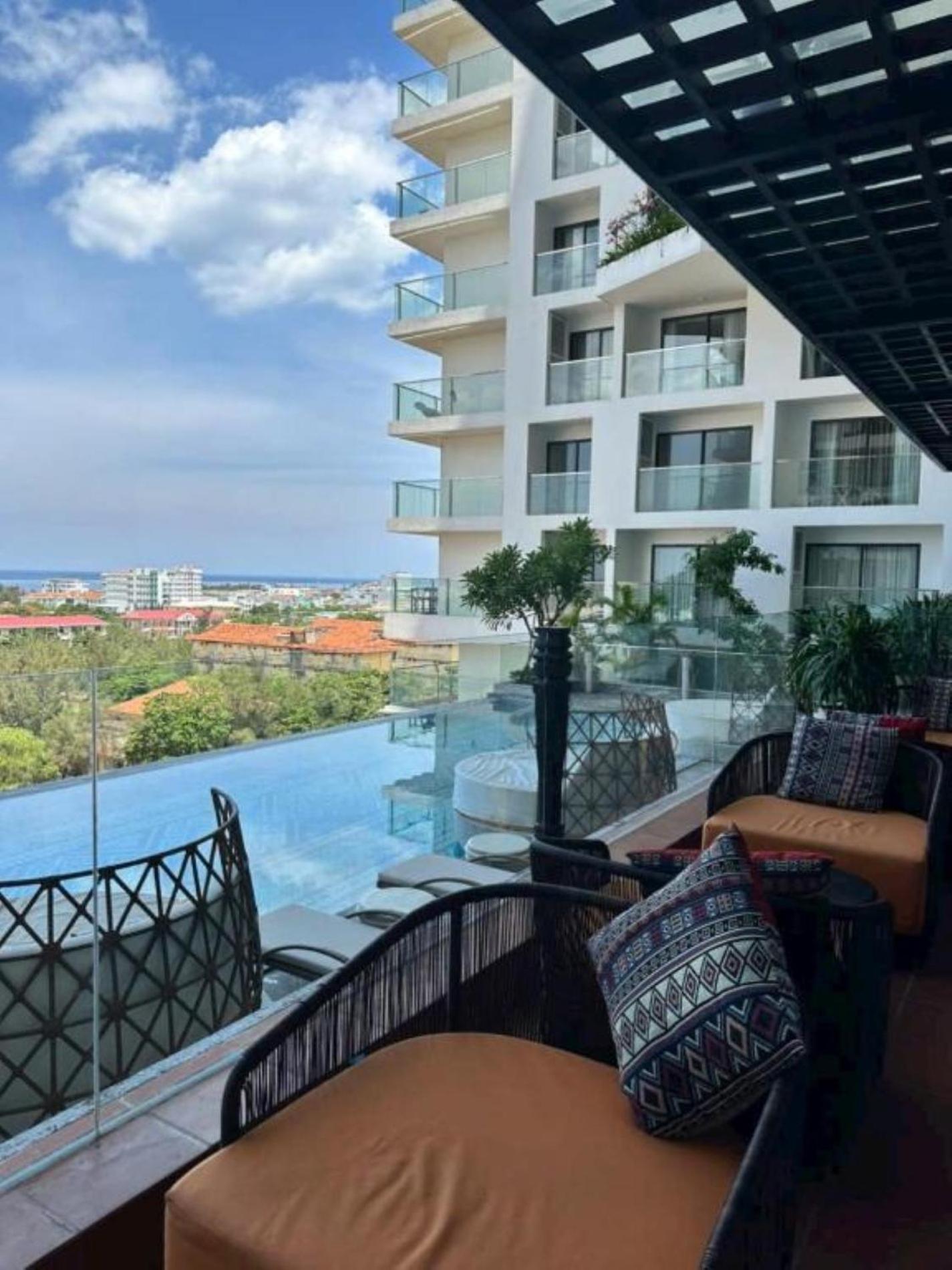Thy Hung Legacy Hotel Tuy Hoa Exteriör bild