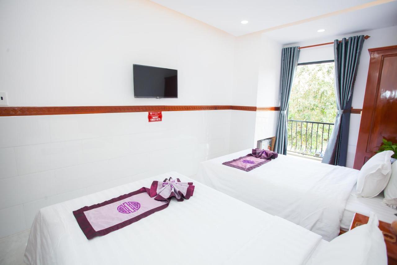 Thy Hung Legacy Hotel Tuy Hoa Exteriör bild